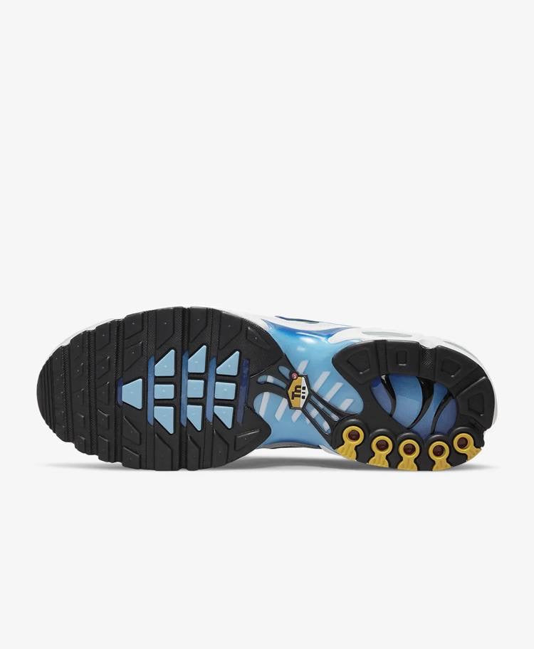 Nike Tn Air Max Plus Spray Paint Swoosh