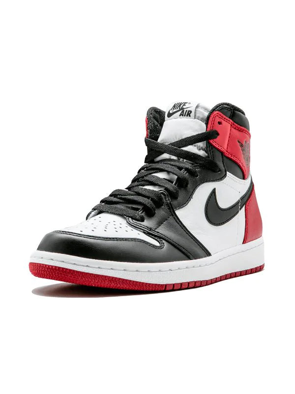 Air Jordan 1 Retro High OG — Black Toe