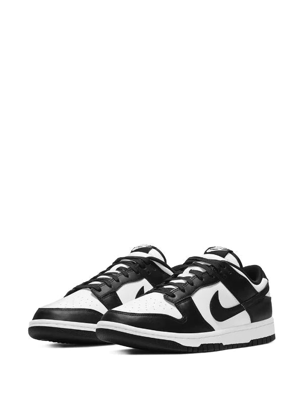 SB Dunk low panda